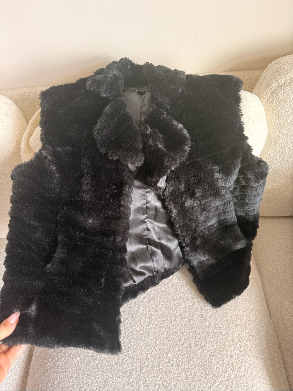 Investments Black Faux Fur Cropped Vest